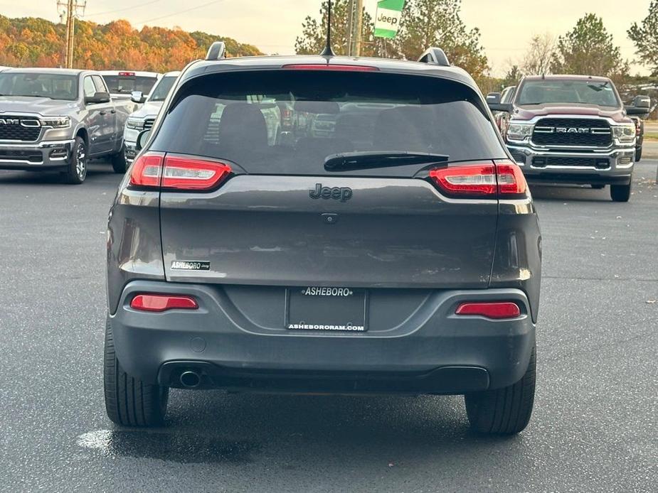 used 2018 Jeep Cherokee car, priced at $13,395