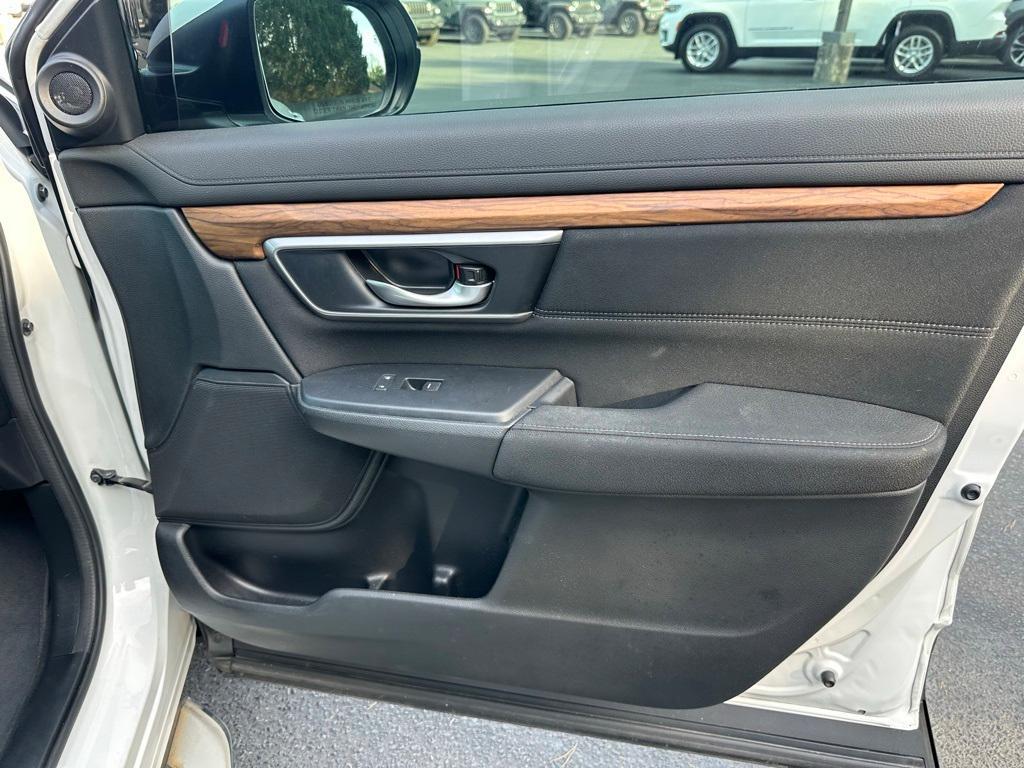 used 2020 Honda CR-V car, priced at $21,935