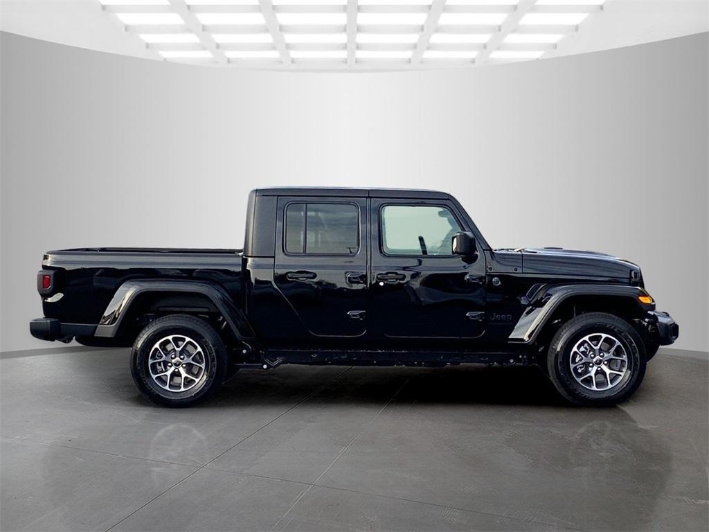new 2026 Jeep Gladiator car