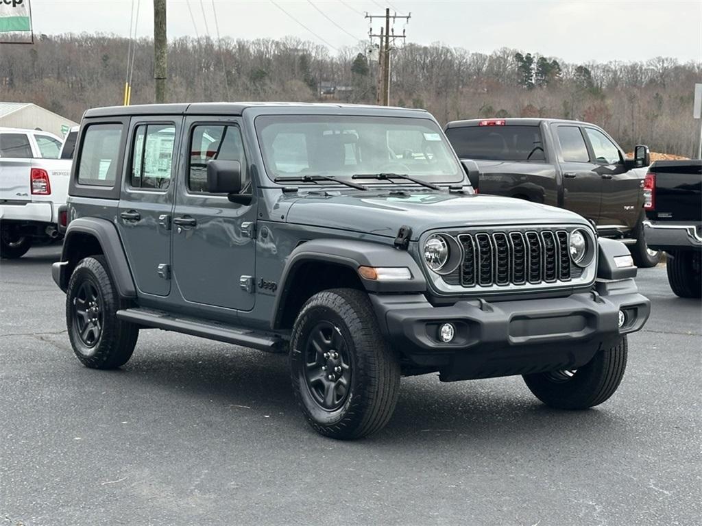 new 2025 Jeep Wrangler car, priced at $41,068