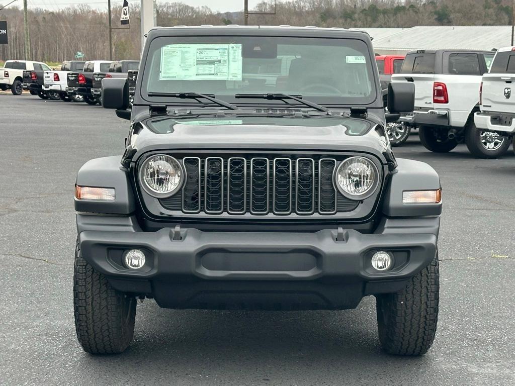 new 2025 Jeep Wrangler car, priced at $45,999