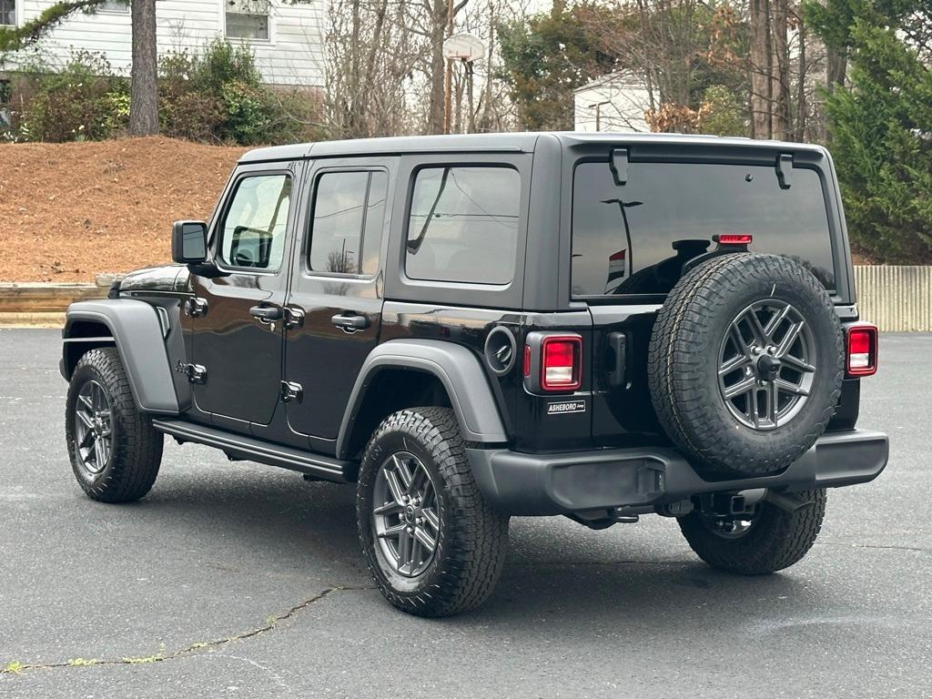 new 2025 Jeep Wrangler car, priced at $45,999