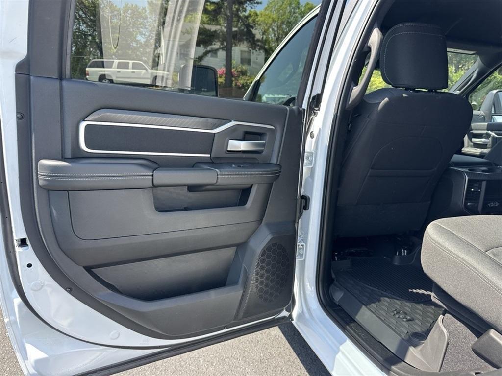 new 2025 Ram 2500 car, priced at $67,499