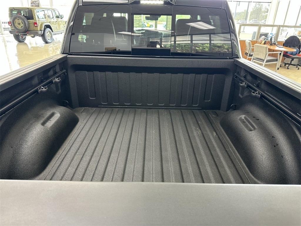 new 2025 Ram 1500 car, priced at $59,199