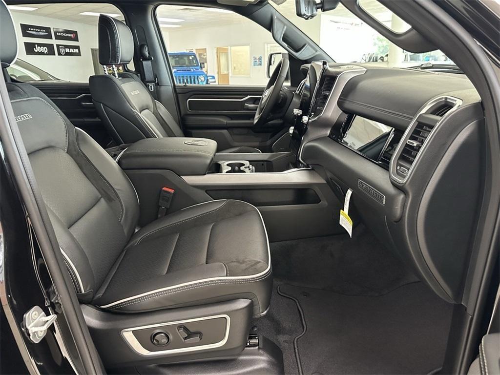 new 2025 Ram 1500 car, priced at $59,199