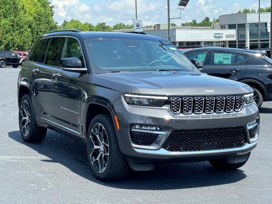 new 2024 Jeep Grand Cherokee car, priced at $60,430