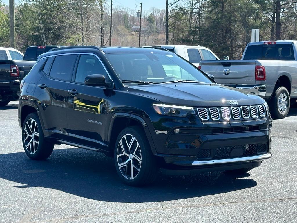 new 2024 Jeep Compass car, priced at $28,690