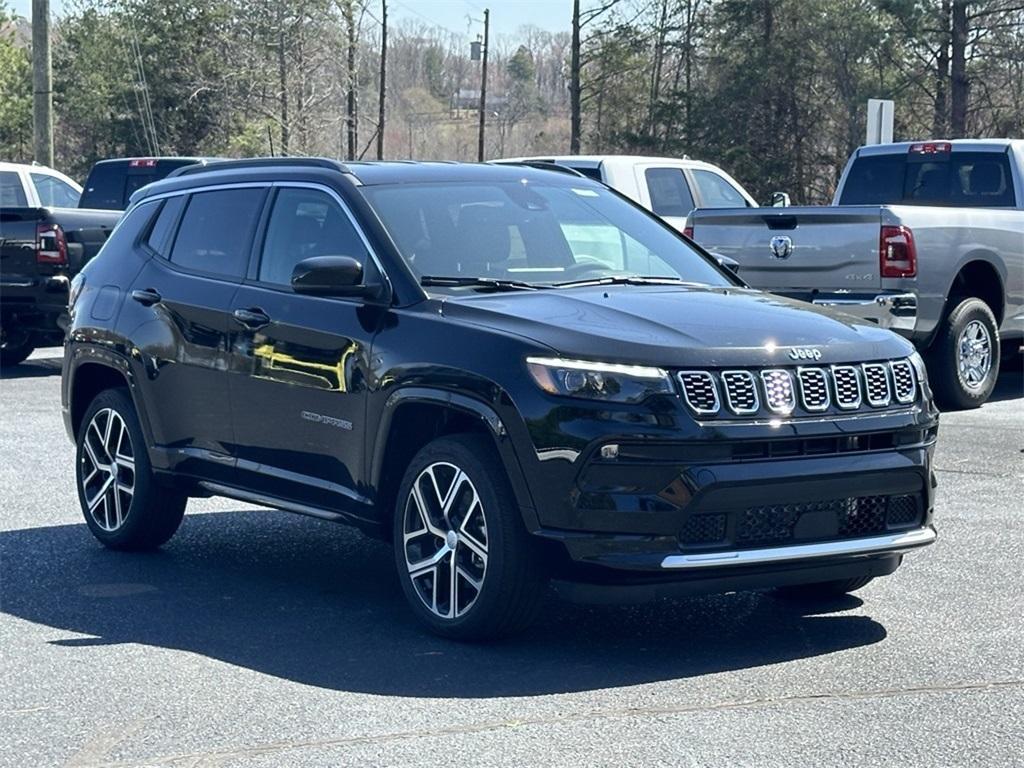 new 2024 Jeep Compass car, priced at $31,699