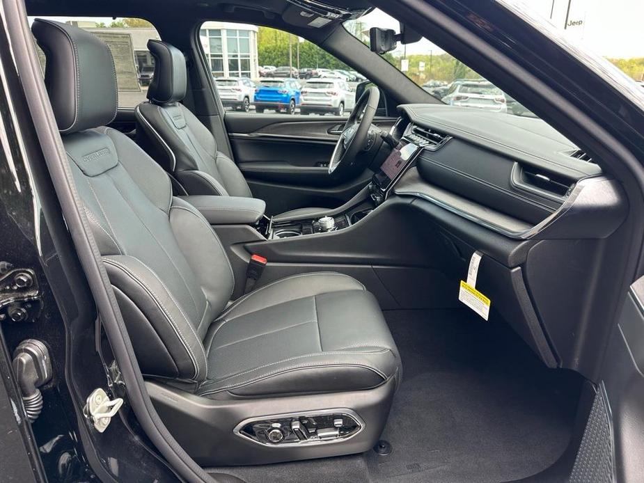 new 2024 Jeep Grand Cherokee L car, priced at $52,990