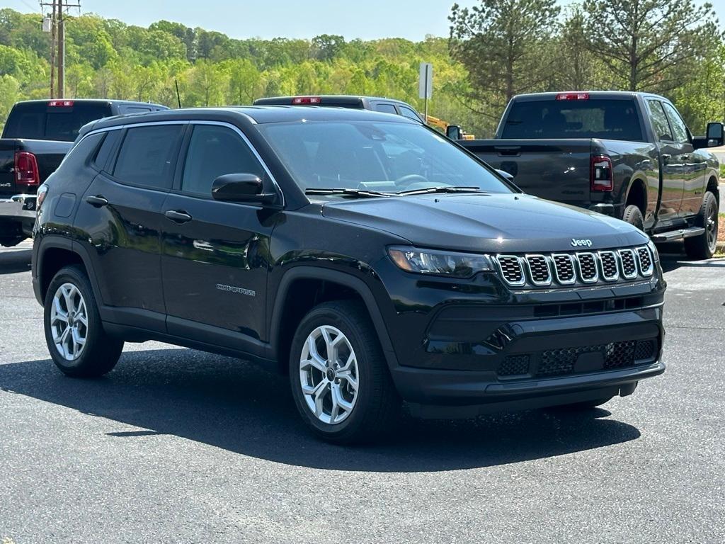 new 2025 Jeep Compass car, priced at $28,699