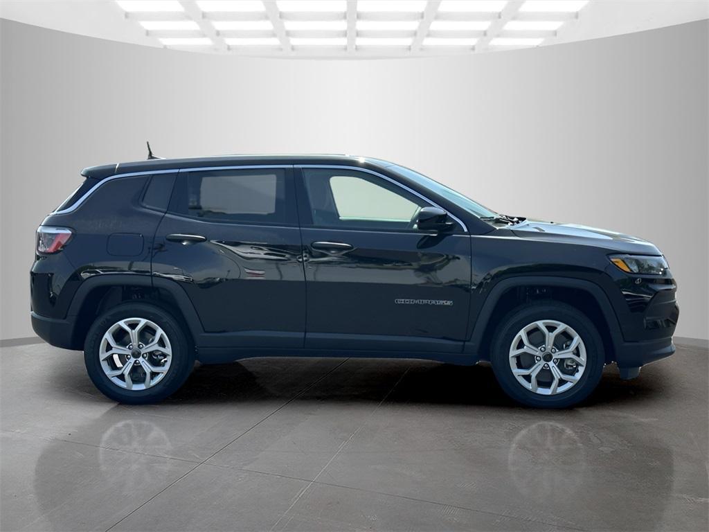new 2025 Jeep Compass car, priced at $28,699