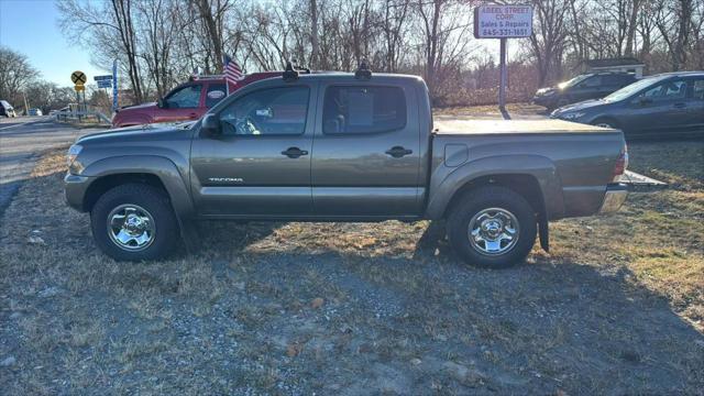 used 2013 Toyota Tacoma car, priced at $17,995