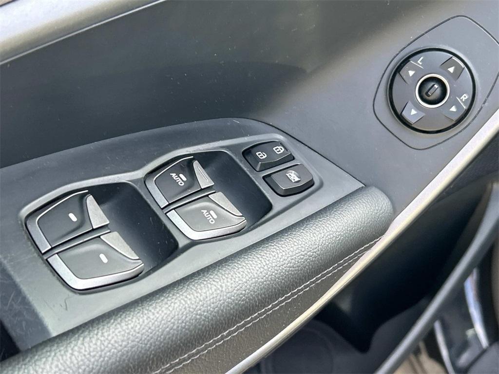 used 2016 Hyundai Santa Fe car, priced at $8,903