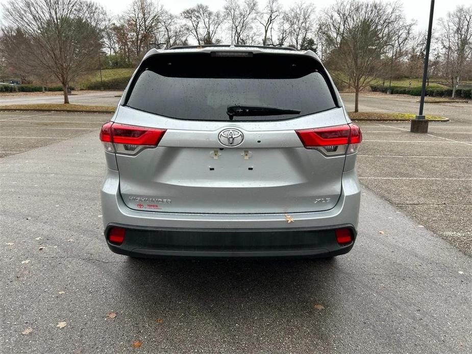 used 2019 Toyota Highlander car, priced at $29,811