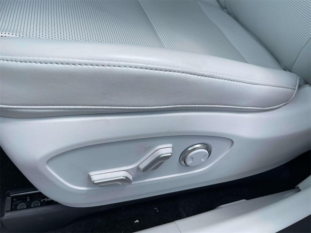 new 2026 Hyundai IONIQ 9 car, priced at $64,341