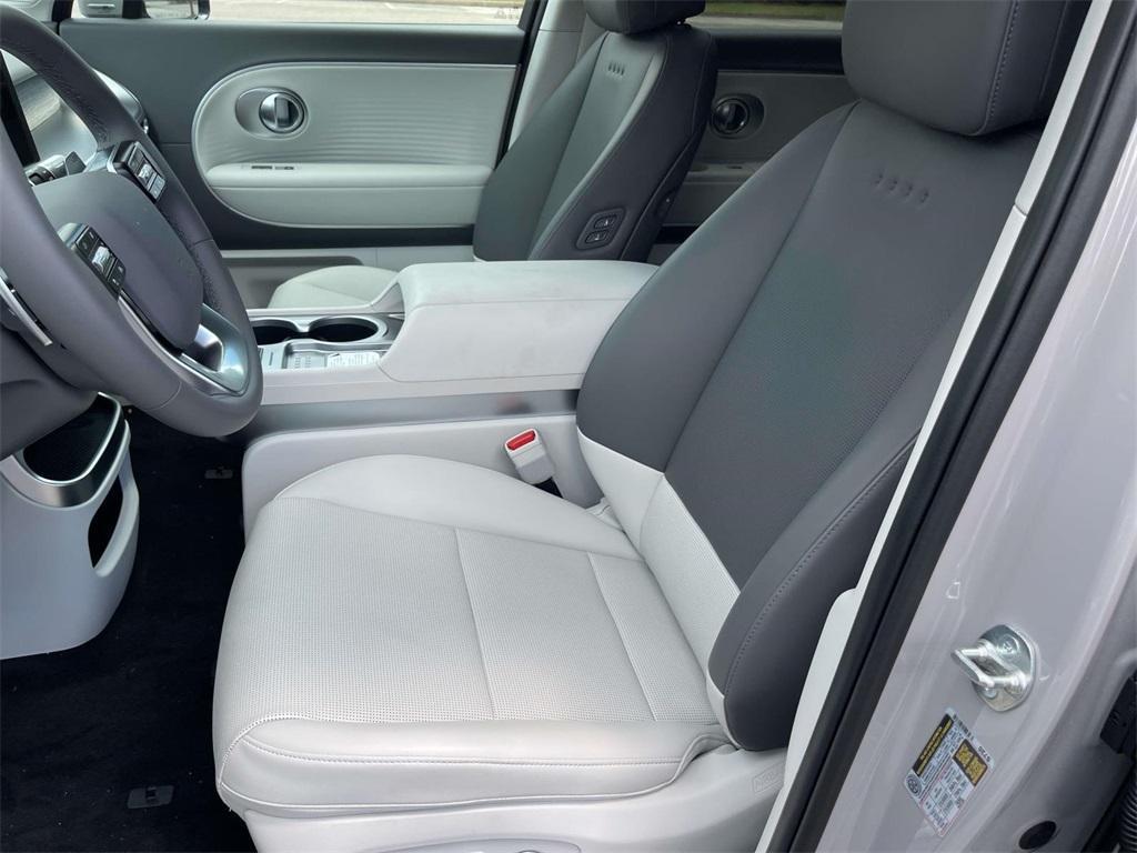 new 2026 Hyundai IONIQ 9 car, priced at $64,341