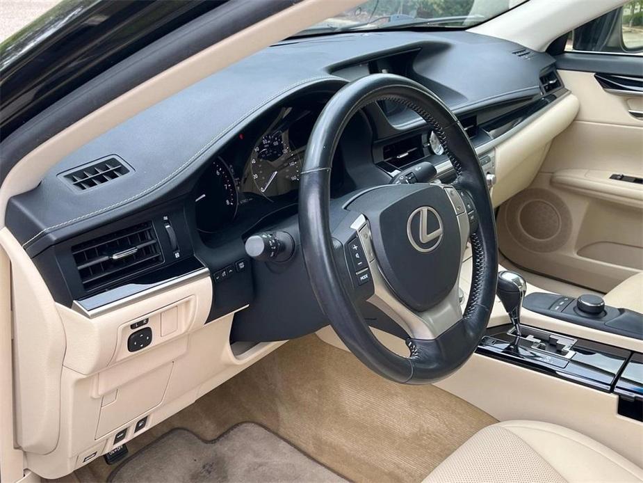 used 2015 Lexus ES 350 car, priced at $19,902