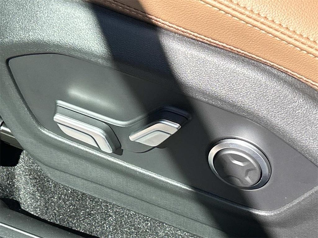 new 2026 Hyundai SANTA FE HEV car, priced at $42,067