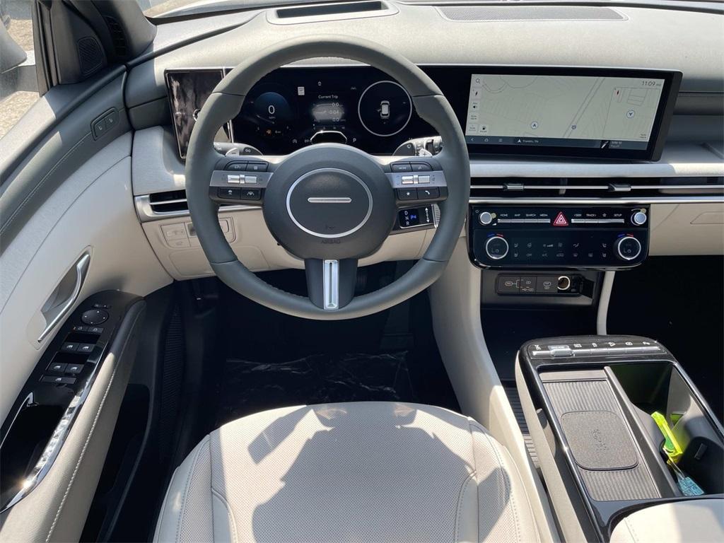 new 2025 Hyundai Tucson car, priced at $37,039