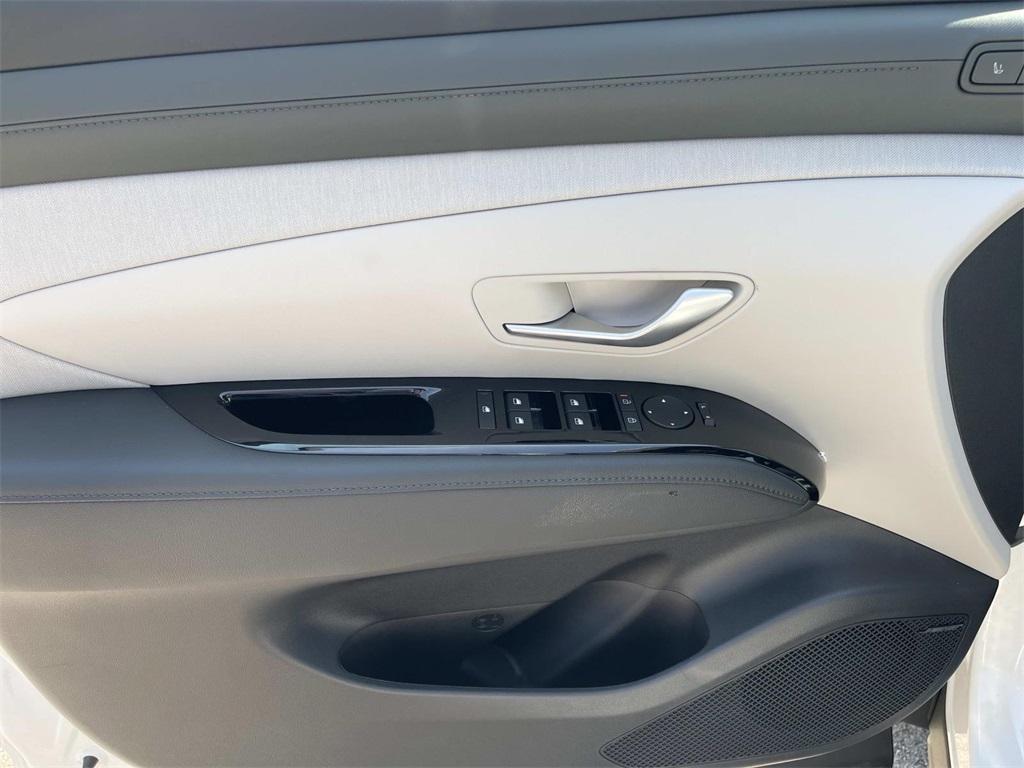 new 2025 Hyundai Tucson car, priced at $37,039