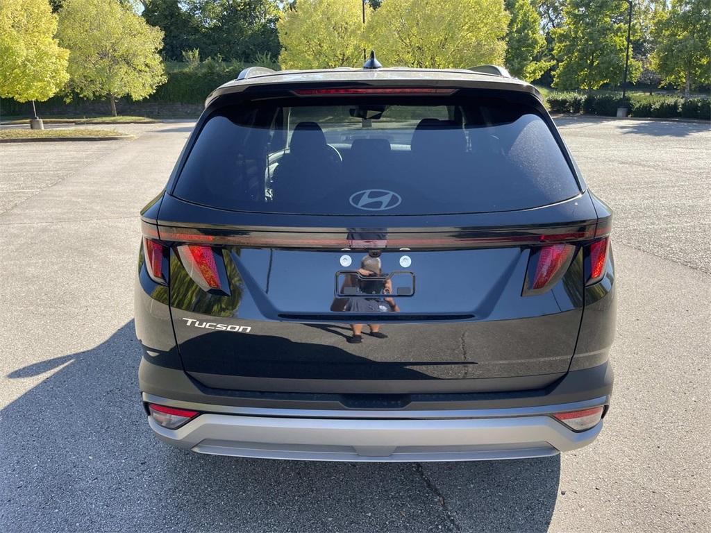 new 2026 Hyundai Tucson car, priced at $30,001