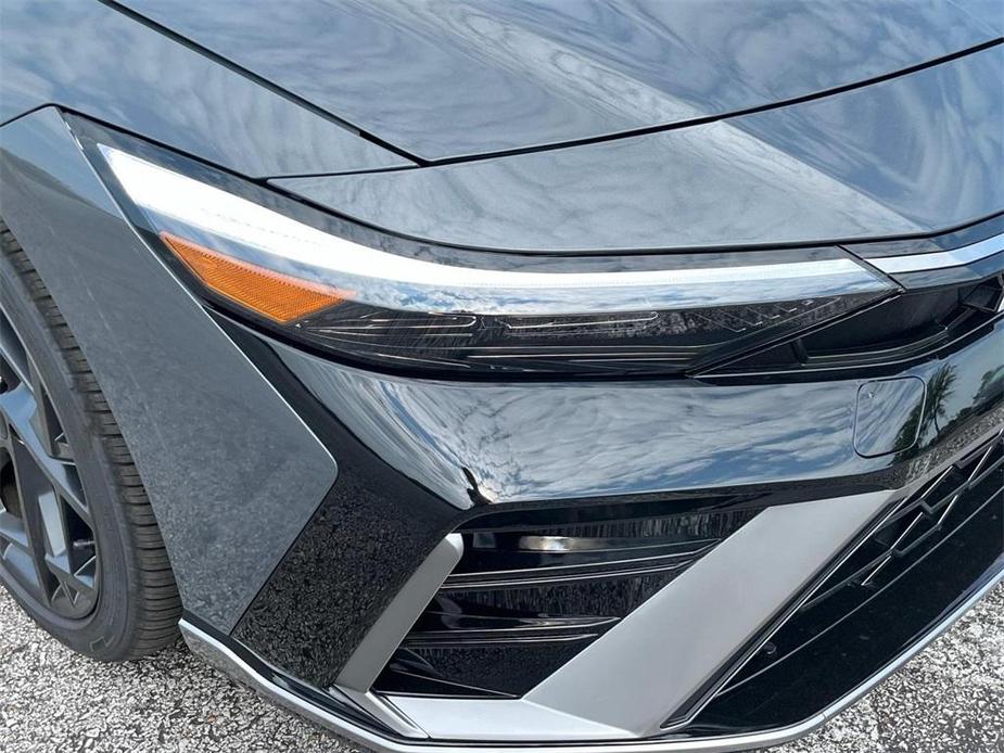 new 2025 Hyundai Elantra car, priced at $29,581