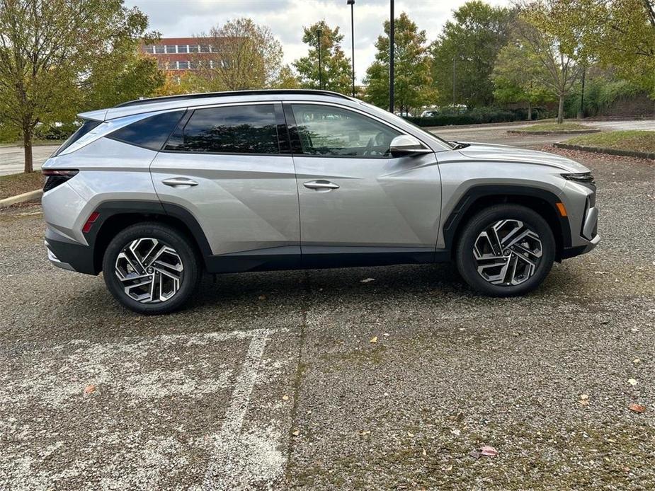 new 2025 Hyundai Tucson Hybrid car, priced at $42,015