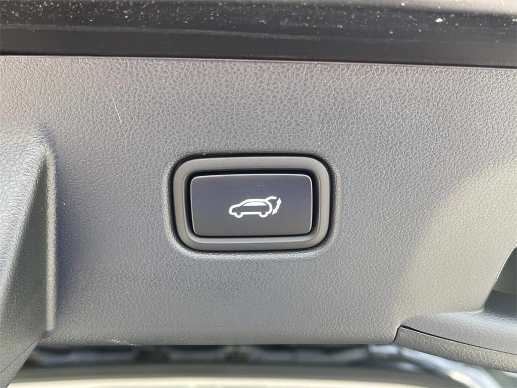 new 2025 Hyundai TUCSON Hybrid car, priced at $31,996