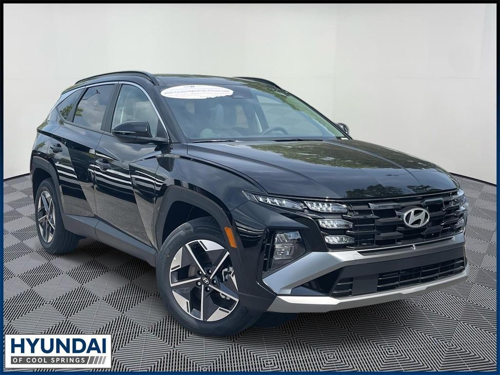 new 2025 Hyundai TUCSON Hybrid car, priced at $31,996