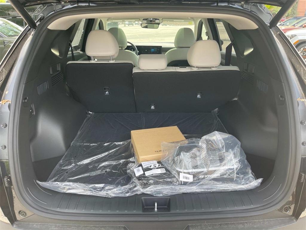 new 2025 Hyundai TUCSON Hybrid car, priced at $31,996