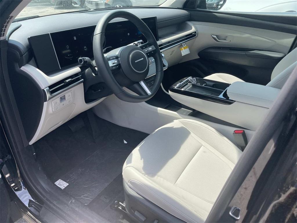 new 2025 Hyundai TUCSON Hybrid car, priced at $31,996