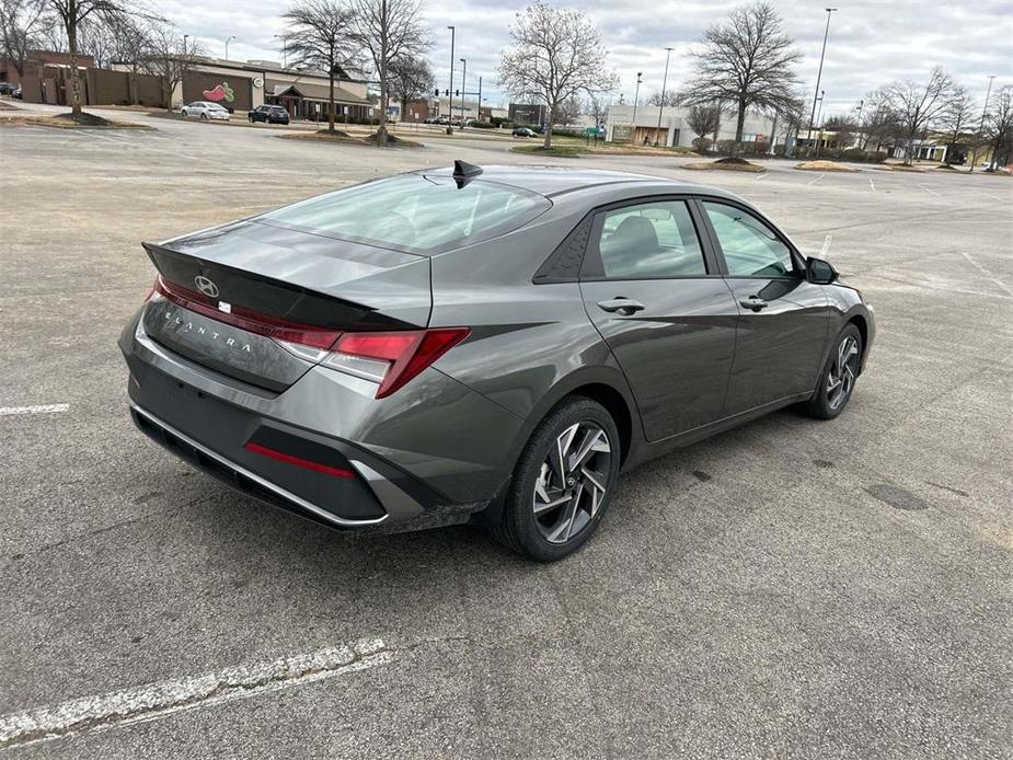 new 2025 Hyundai Elantra car, priced at $23,456