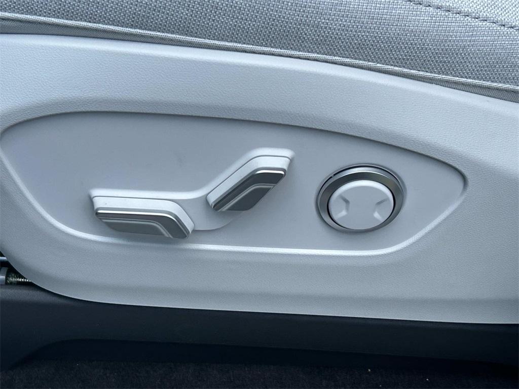 new 2026 Hyundai IONIQ 9 car, priced at $59,811