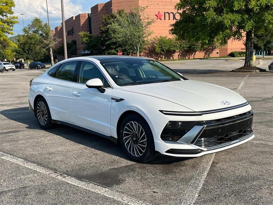 new 2024 Hyundai Sonata Hybrid car, priced at $34,243