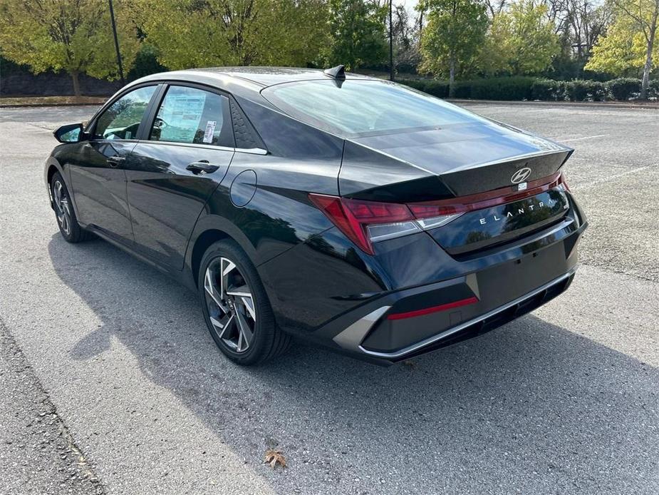 new 2025 Hyundai Elantra HEV car, priced at $30,282