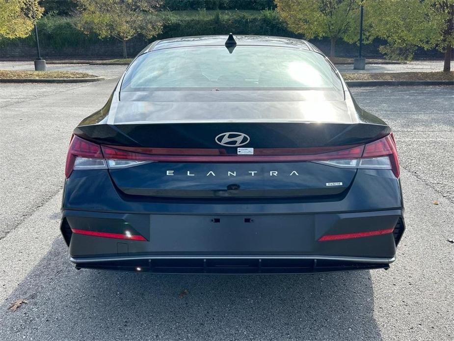 new 2025 Hyundai Elantra HEV car, priced at $30,282