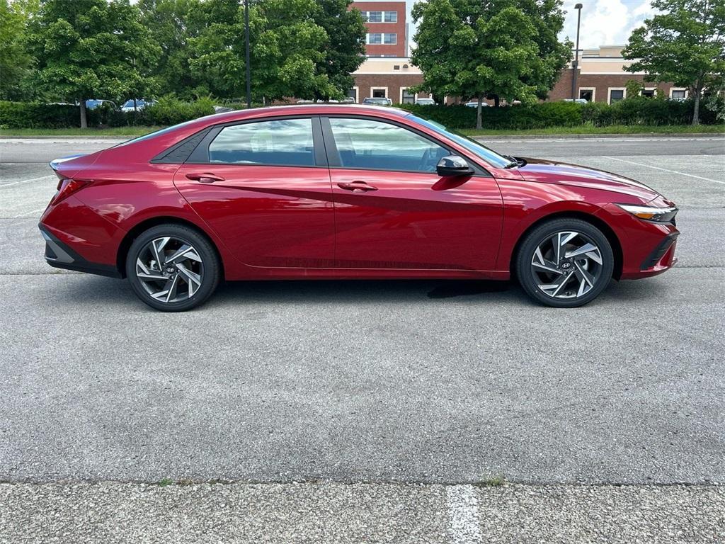 new 2025 Hyundai ELANTRA HEV car, priced at $27,190