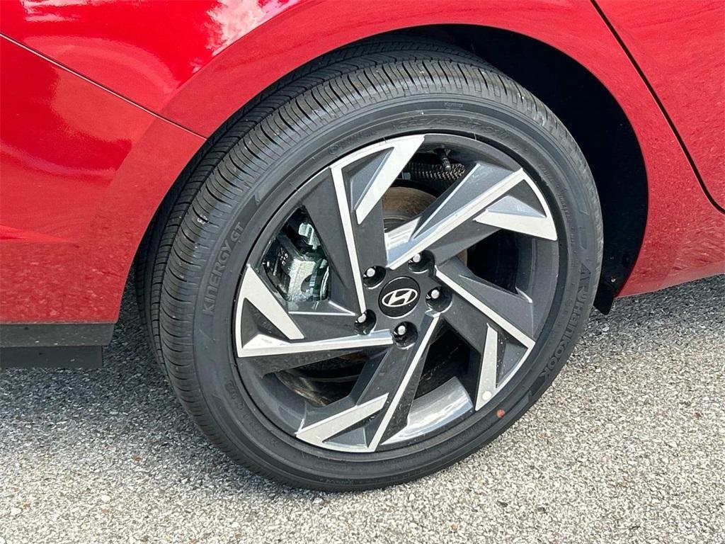new 2025 Hyundai ELANTRA HEV car, priced at $27,190