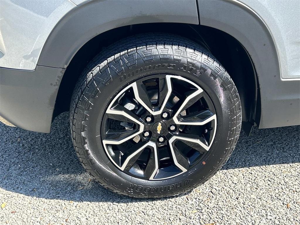 used 2023 Chevrolet TrailBlazer car, priced at $22,902