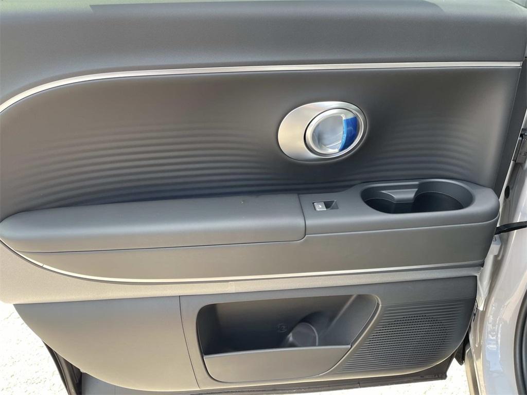 new 2026 Hyundai IONIQ 9 car, priced at $64,153