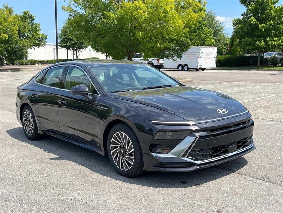 new 2024 Hyundai Sonata Hybrid car, priced at $35,783