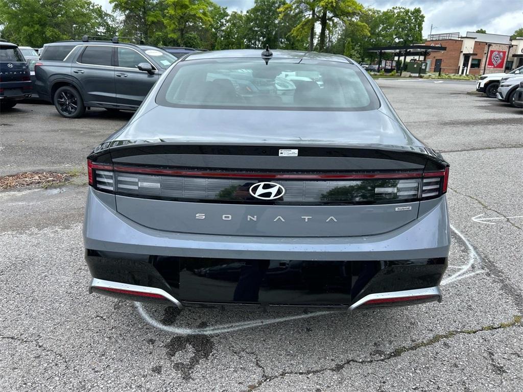 new 2025 Hyundai Sonata Hybrid car, priced at $30,538