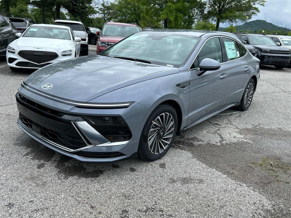 new 2025 Hyundai Sonata Hybrid car, priced at $30,538