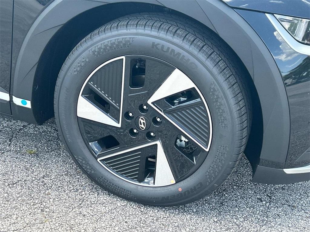 new 2025 Hyundai IONIQ 5 car, priced at $40,651