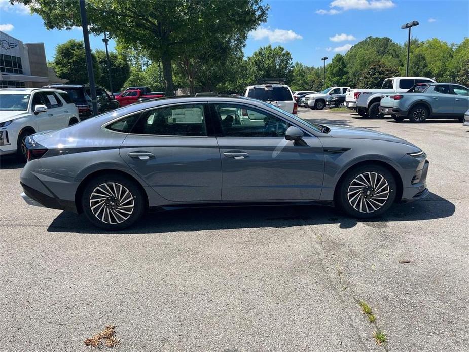 new 2024 Hyundai Sonata Hybrid car, priced at $33,860