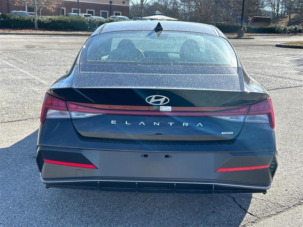 new 2025 Hyundai Elantra HEV car, priced at $30,427