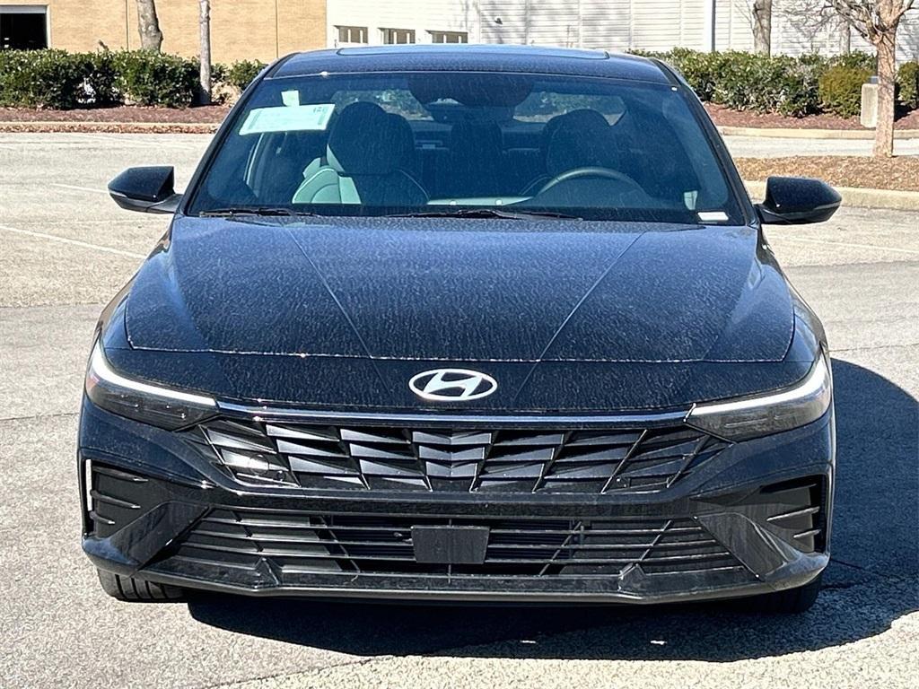 new 2025 Hyundai Elantra HEV car, priced at $30,427