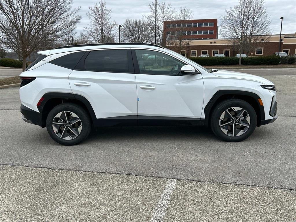 new 2025 Hyundai TUCSON Hybrid car, priced at $36,801