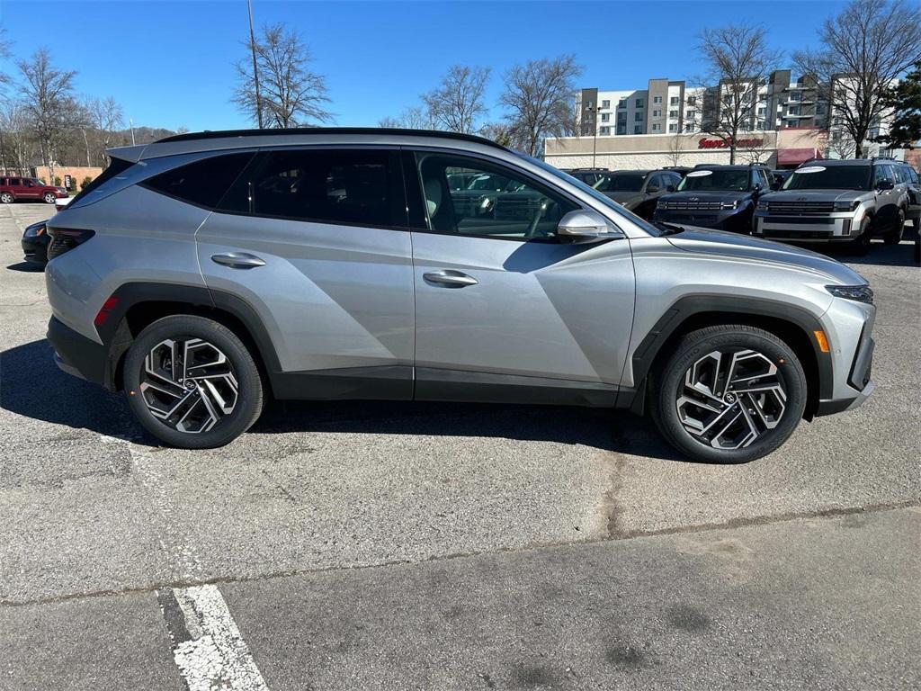 new 2025 Hyundai Tucson car, priced at $37,118