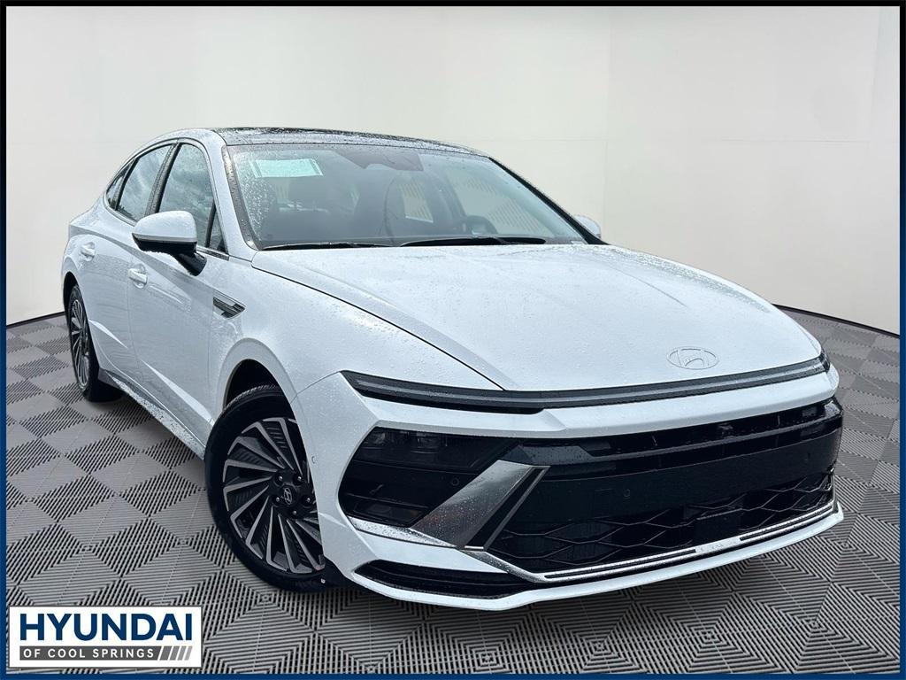 new 2025 Hyundai Sonata Hybrid car, priced at $37,326